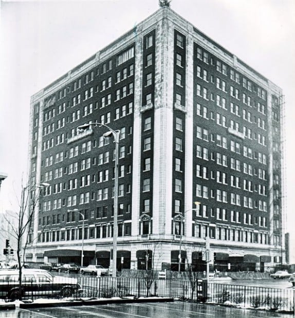 Blackhawk Hotel: Exterior